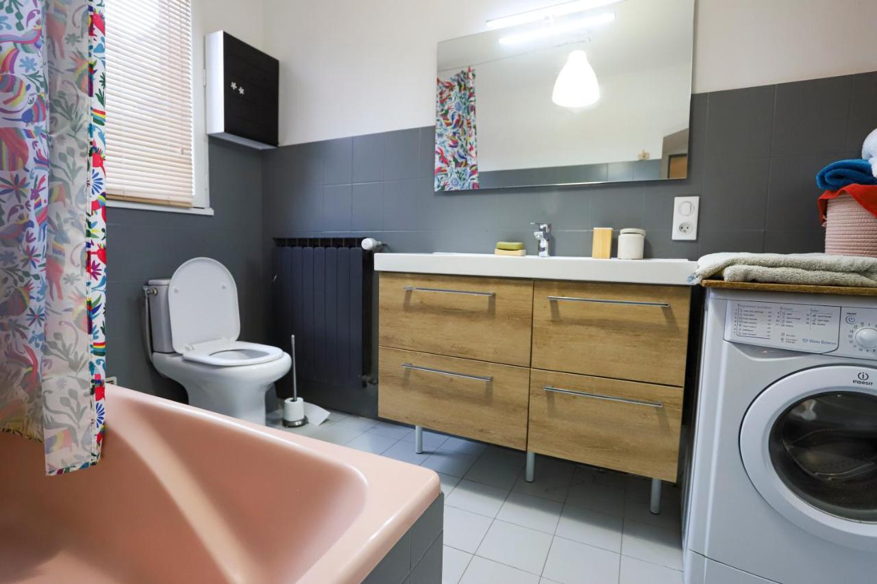 Petit-Coeur Charmant En Centre Ville Apartamento Annecy Exterior foto
